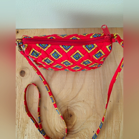Vera Bradley Small Shoulder Crossbody Bag in Red/Blue/Yellow - Picture 4 of 8